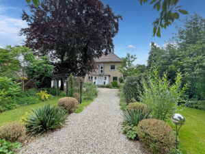 Stilvolle Fabrikantenvilla mit traumhaftem Garten in 49214 Bad Rothenfelde